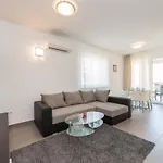 Sun And Sea Apartman Privlaka