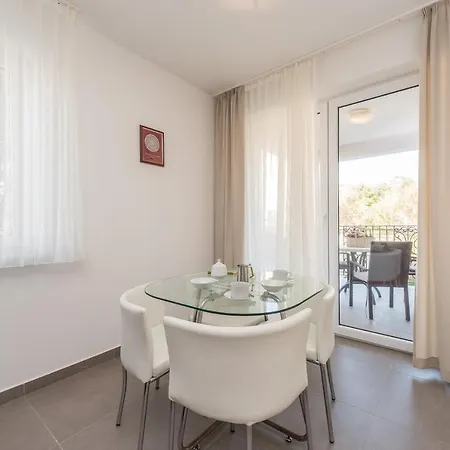Apartment Sun And Sea Privlaka
